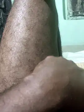 SILENT FUCKER 01 online show from February 10, 8:53 pm