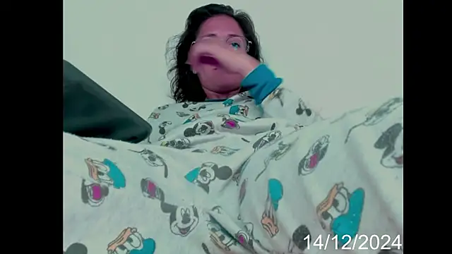 lady hana28 online show from December 14, 2:10 pm