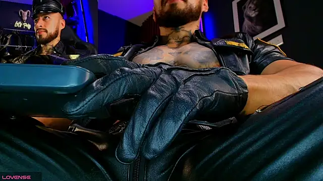 billyMayer  online show from October 26, 5:52 pm