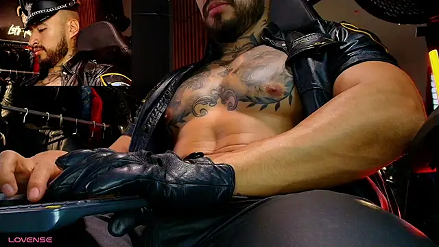 billyMayer  online show from July 14, 7:08 pm