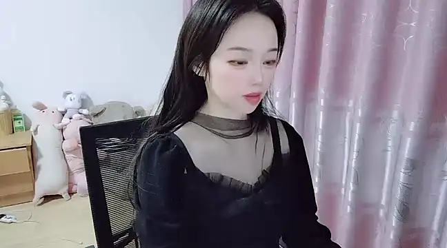 wwcc123 online show from March 22, 1:41 pm