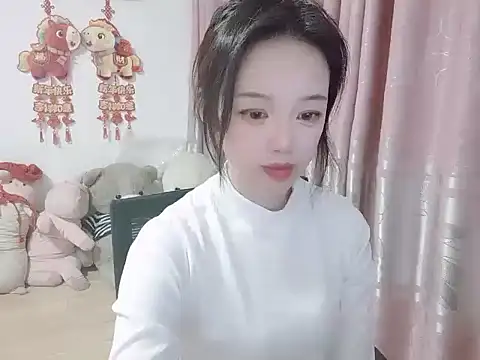 wwcc123 online show from April 4, 2:47 pm