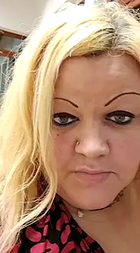 ducicsajsziii online show from December 16, 7:54 pm