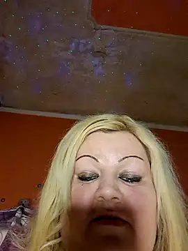 ducicsajsziii online show from January 15, 7:55 pm