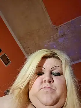 ducicsajsziii online show from February 22, 11:13 am