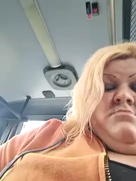 ducicsajsziii online show from March 14, 12:18 pm