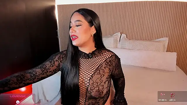 Snapshot of Gaby_Blaze chatting on October 11, 11:58 pm Gaby Blaze online show from October 11, 11:58 pm