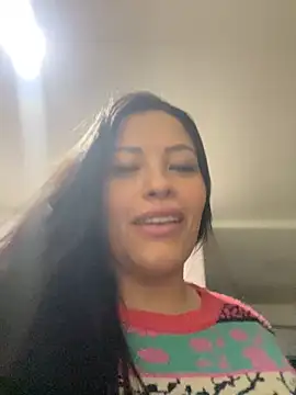 Snapshot of sexyyykloee chatting on September 14, 9:58 pm sexyyykloee online show from September 14, 9:58 pm