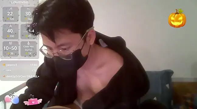 Gwencloudy online show from February 10, 6:53 am