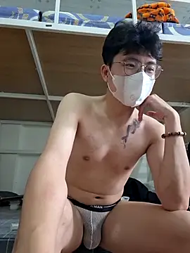 Gwencloudy online show from March 29, 6:35 am