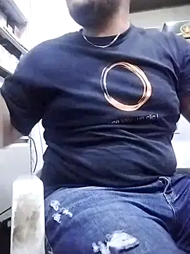 Fouzi1234bhm online show from October 21, 10:54 pm