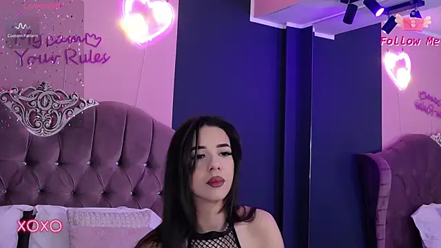 LaraKent online show from April 15, 7:32 pm