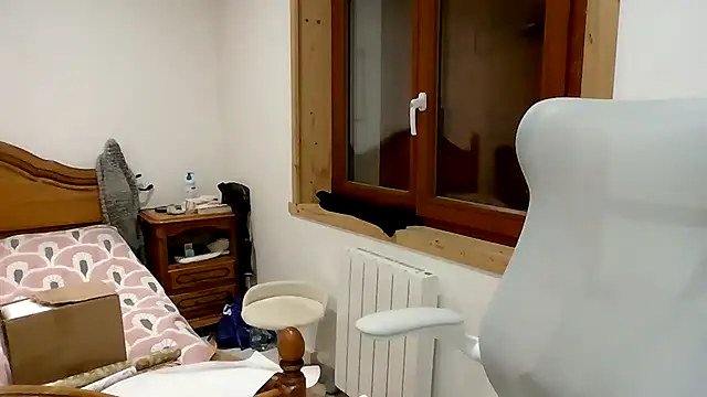 Madame Callie online show from December 20, 7:32 pm