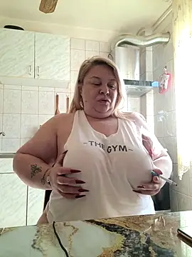 AriannaMilf online show from October 19, 9:32 am