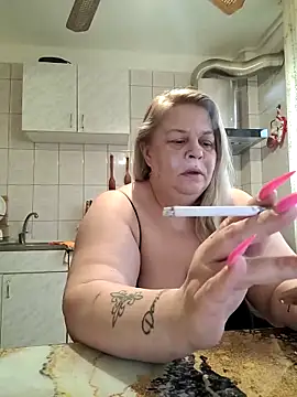 AriannaMilf online show from April 22, 4:15 am