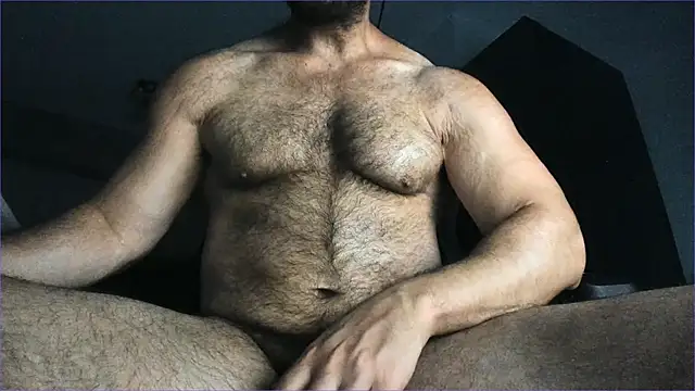 Snapshot of Hugealphabeast chatting on July 22, 6:54 pm Hugealphabeast online show from July 22, 6:54 pm