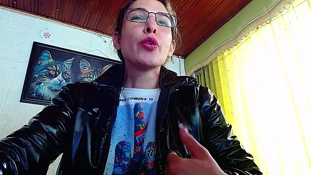 Snapshot of Niky_777 chatting on February 3, 6:07 pm Niky 777 online show from February 3, 6:07 pm