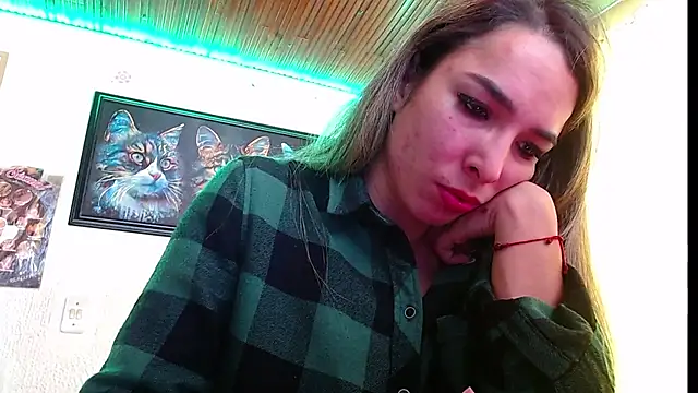 Snapshot of Niky_777 chatting on February 15, 5:39 pm Niky 777 online show from February 15, 5:39 pm