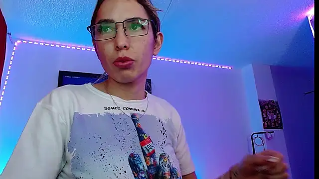 Snapshot of Niky_777 chatting on September 11, 4:51 pm Niky 777 online show from September 11, 4:51 pm