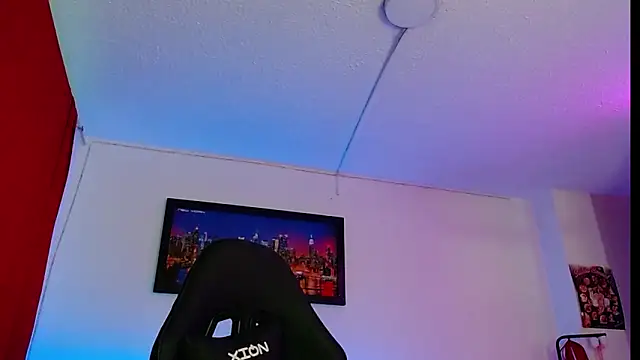 Snapshot of Niky_777 chatting on October 28, 12:14 am Niky 777 online show from October 28, 12:14 am