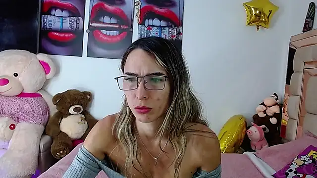 Snapshot of Niky_777 chatting on November 9, 10:30 pm Niky 777 online show from November 9, 10:30 pm