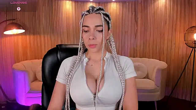 AmyWalker  online show from February 24, 10:04 am