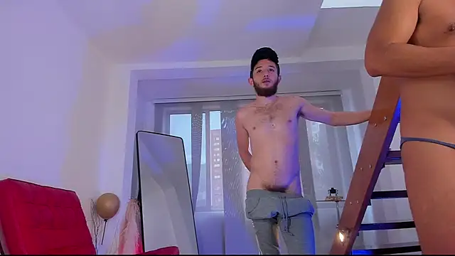 Juan Castano online show from December 2, 12:40 pm