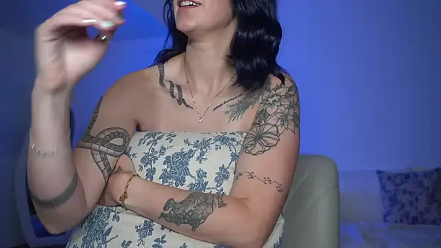 Snapshot of greydesire chatting on October 10, 2:05 pm greydesire online show from October 10, 2:05 pm