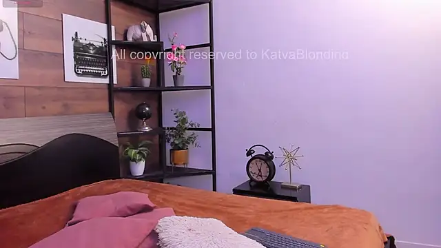 Snapshot of KatyaBlonding chatting on October 22, 3:12 pm KatyaBlonding online show from October 22, 3:12 pm