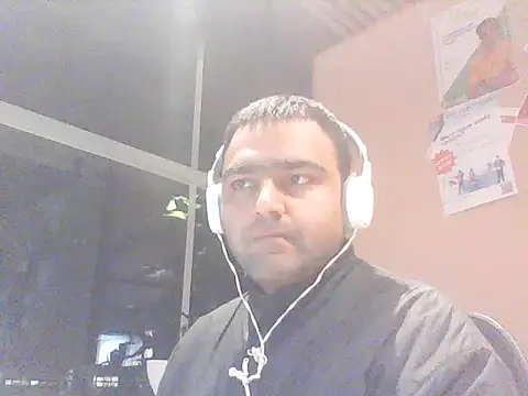 JohnBond009 online show from January 29, 5:13 pm