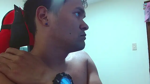 Snapshot of kelvin_jhoseth1 chatting on February 3, 6:28 pm kelvin jhoseth1 online show from February 3, 6:28 pm