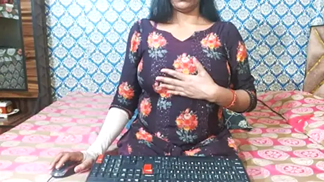 nikitahot3 online show from November 20, 2:28 pm