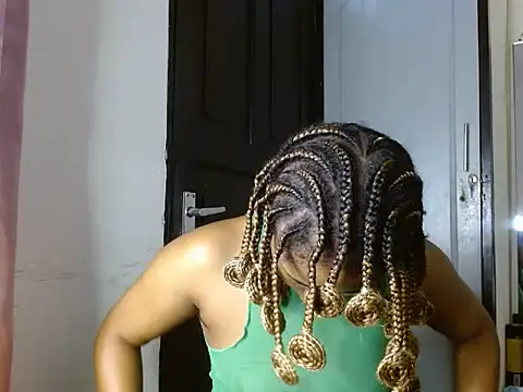 savage laura online show from August 1, 6:45 am