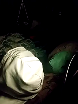 j hollywood91 online show from December 15, 3:55 am