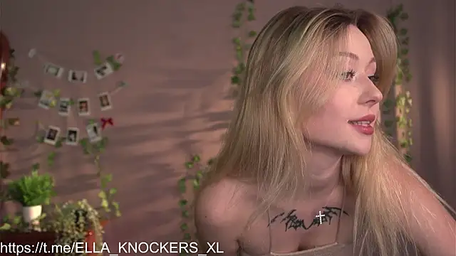 ella knockers xl online show from February 1, 4:33 pm