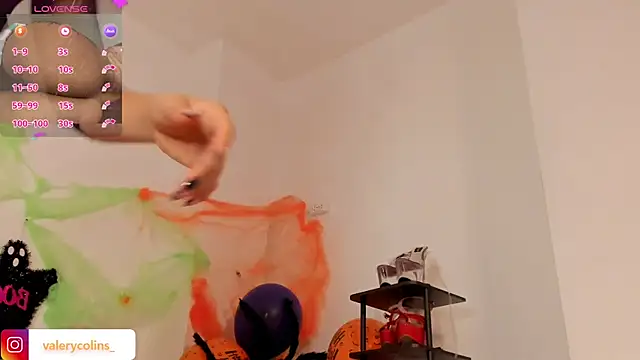 valerycolins online show from October 28, 3:21 am