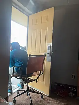 Stressreliever82 online show from April 19, 6:10 pm