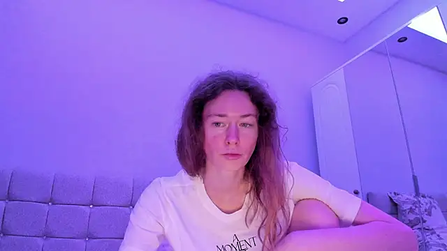 Snapshot of ooksiiii chatting on May 26, 6:26 pm ooksiiii online show from May 26, 6:26 pm