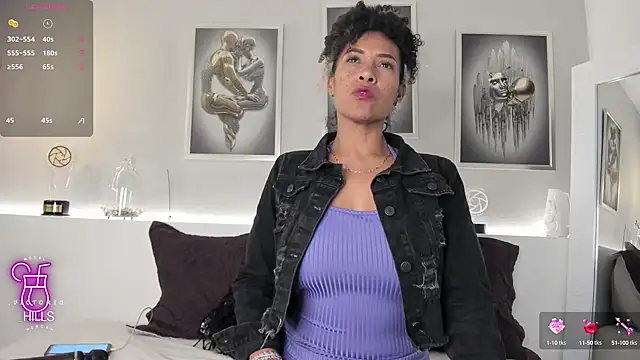 Snapshot of _Victoria_Hills chatting on March 14, 12:40 pm  Victoria Hills online show from March 14, 12:40 pm