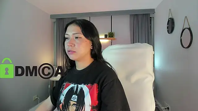 CoralineRicce  online show from October 27, 12:26 am