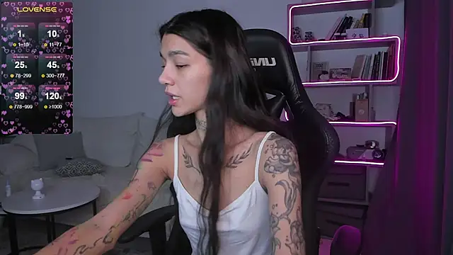 vinkitinkii online show from December 23, 9:27 am