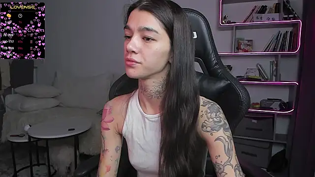 vinkitinkii online show from January 29, 7:04 am