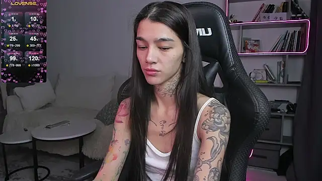 vinkitinkii online show from February 5, 6:46 am