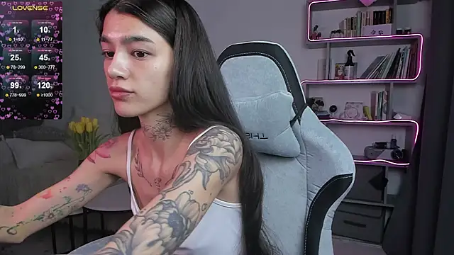 vinkitinkii online show from March 10, 6:27 am