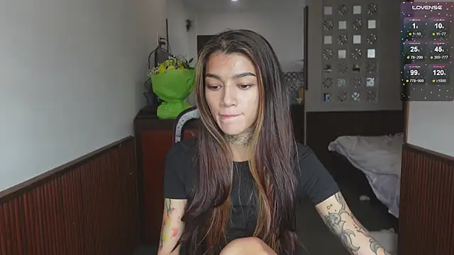 vinkitinkii online show from February 18, 6:42 am