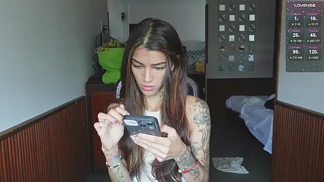 vinkitinkii online show from February 22, 5:40 am