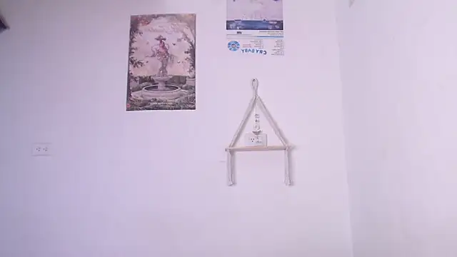 yungelitamor  online show from March 7, 8:34 am