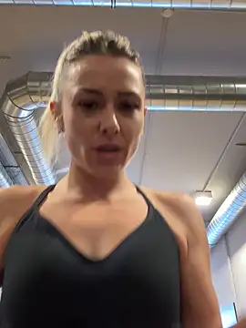 petrouchkaaa  online show from January 10, 10:06 am