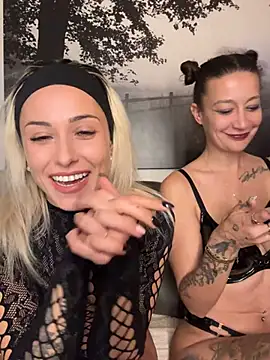 petrouchkaaa  online show from February 13, 8:45 pm