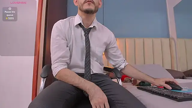 Snapshot of jeanpiere_ chatting on January 28, 7:32 pm jeanpiere online show from January 28, 7:32 pm